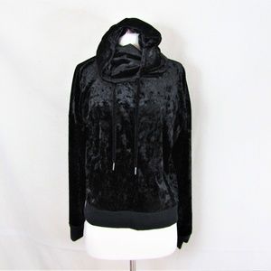 BETSY JOHNSON'S  LADIES CRUSHED VELOUR TOP